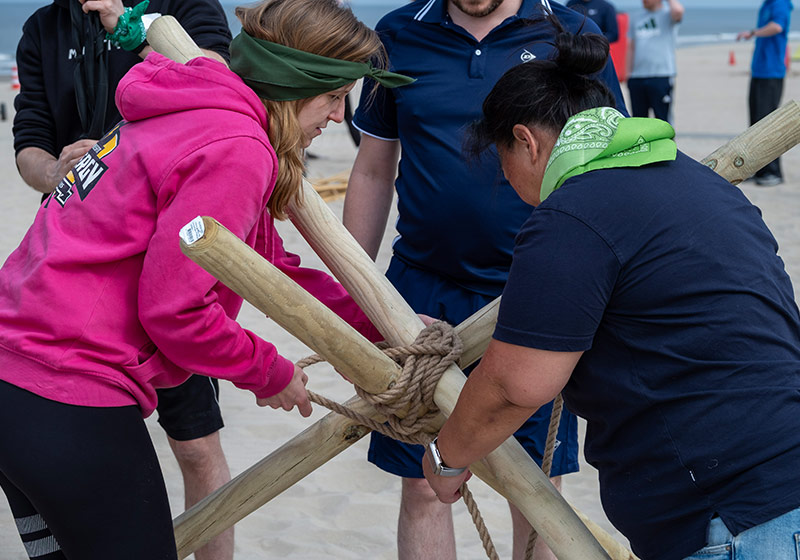 expeditie robinson op het strand